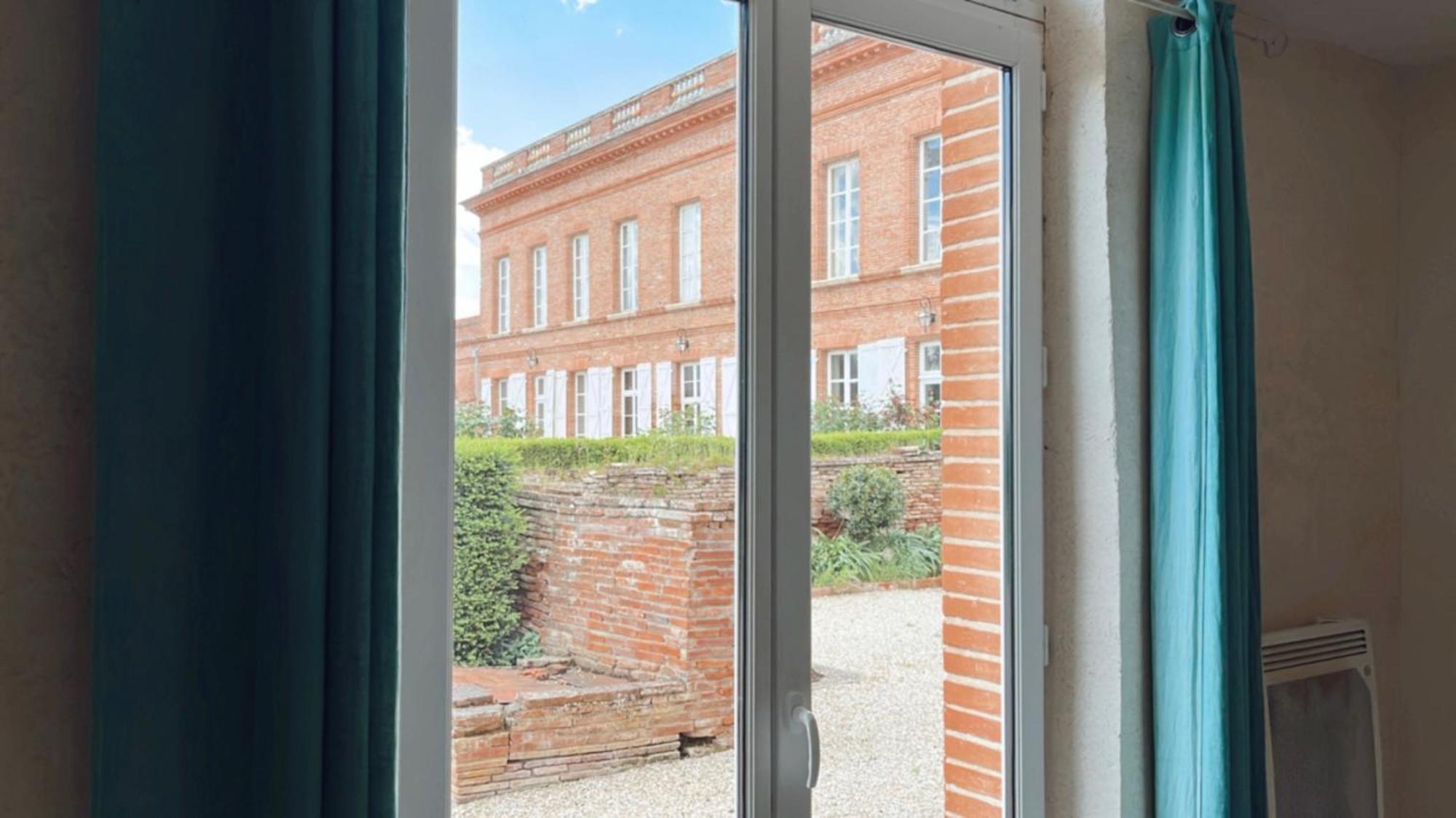 Gite Manzana Au Chateau Lavalade Castelsarrasin Exterior foto